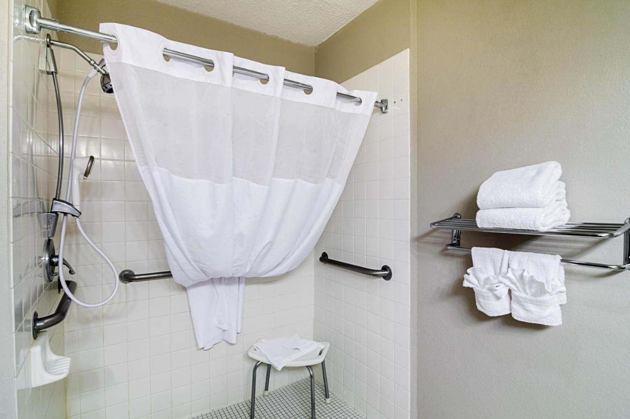 Quality Inn Sidney I-80 Bagian luar foto