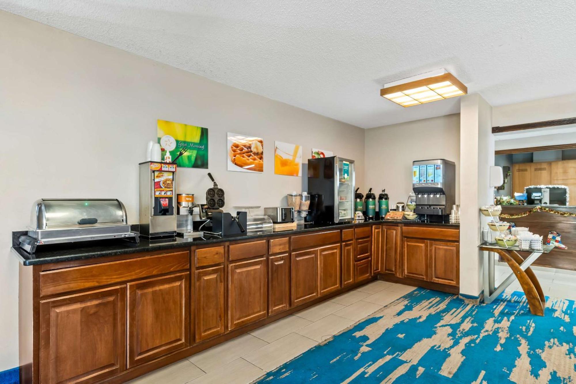 Quality Inn Sidney I-80 Bagian luar foto