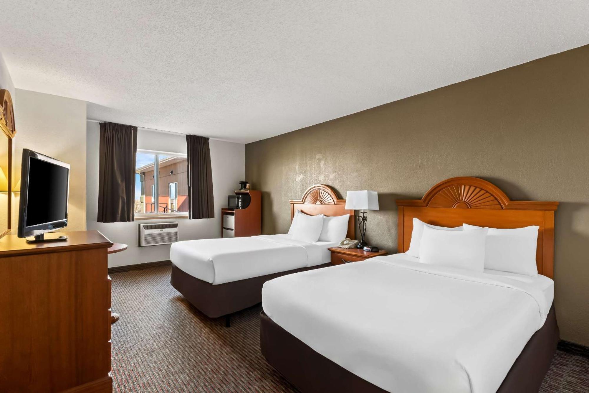Quality Inn Sidney I-80 Bagian luar foto